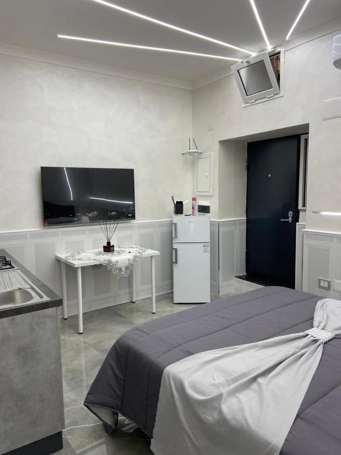 Ester 5 Appartement Naples